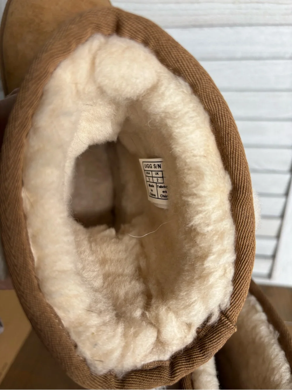 UGG Kids Hadley Boots Chestnut Suede Shearling Mid Calf Size 3 Kids